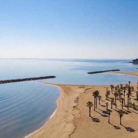 F2/4 Pers Plage-Commerces A Pieds-Parking Prive Saint Aygulf Extérieur photo
